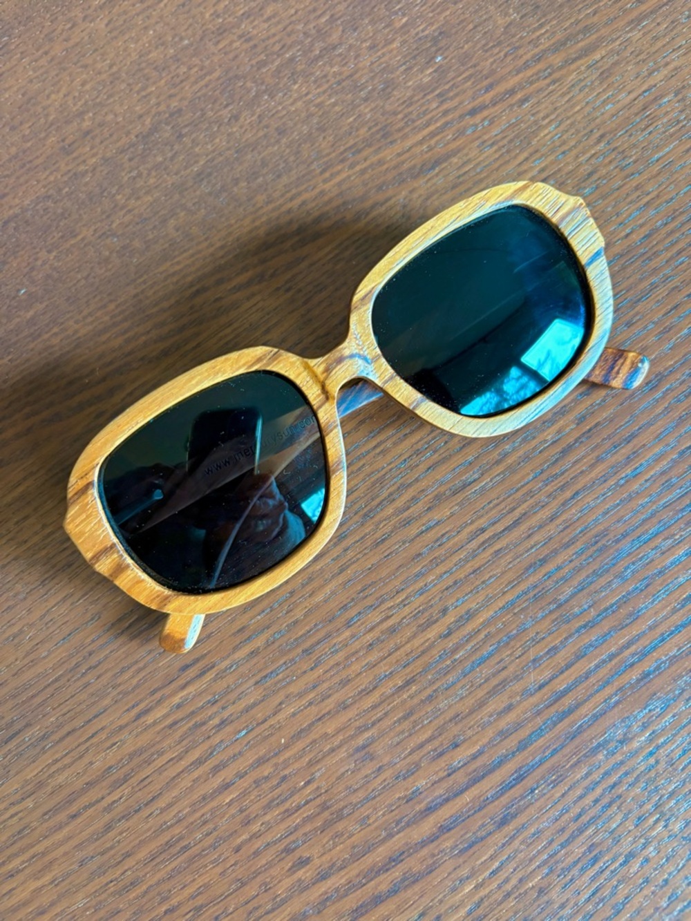 Hand Made Italian Wood-Frame Sunglasses with Polarized Lenses